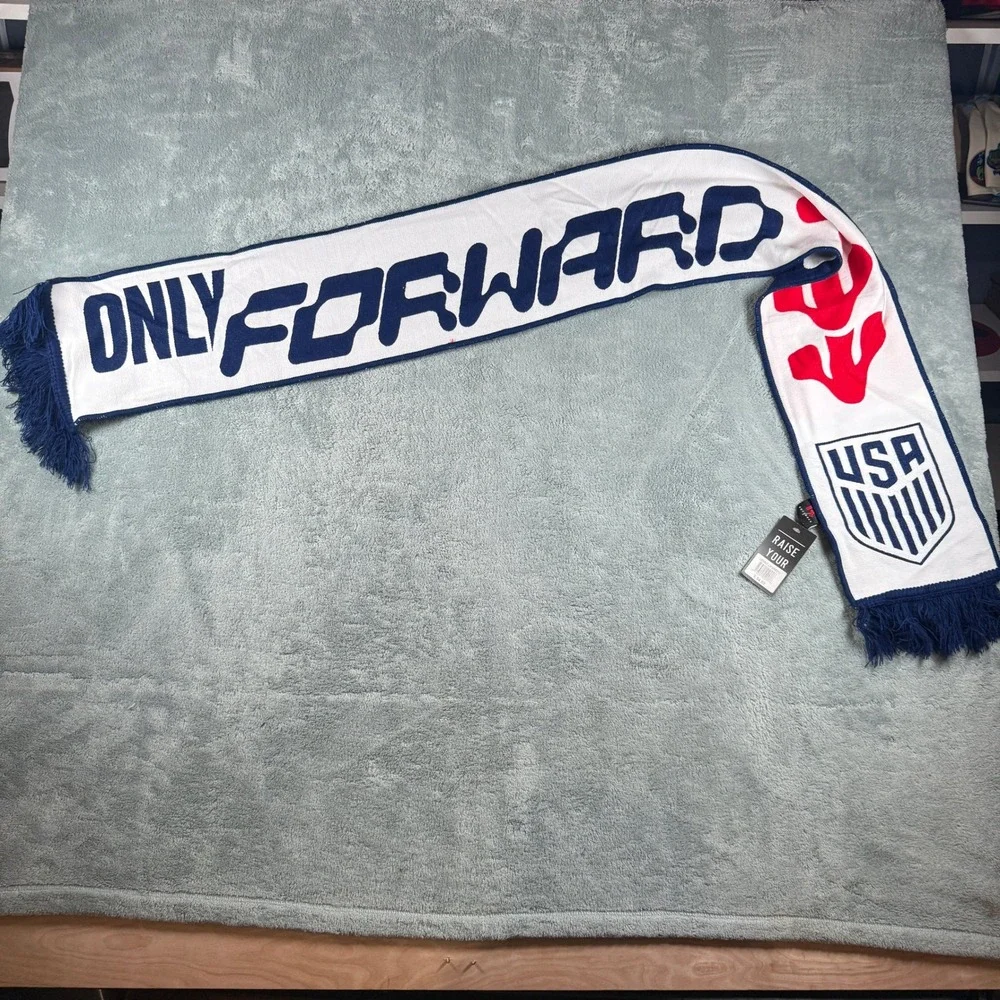 USMNT Ruffneck Soccer Scarf Only Forward Solo Pa'lante USA National Team Navy